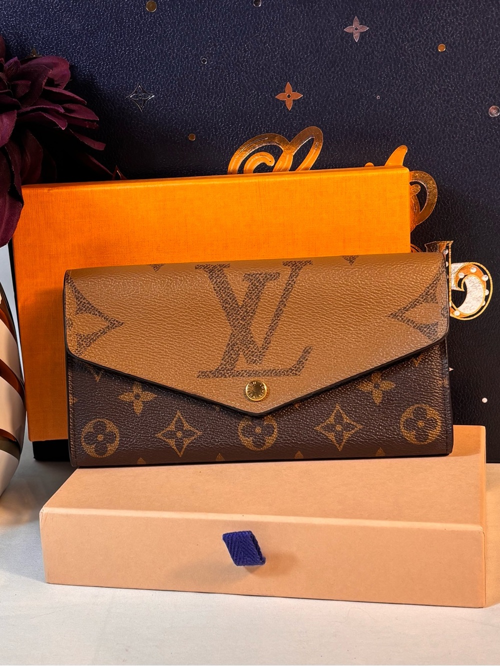 Louis Vuitton Sarah Wallet Reverse